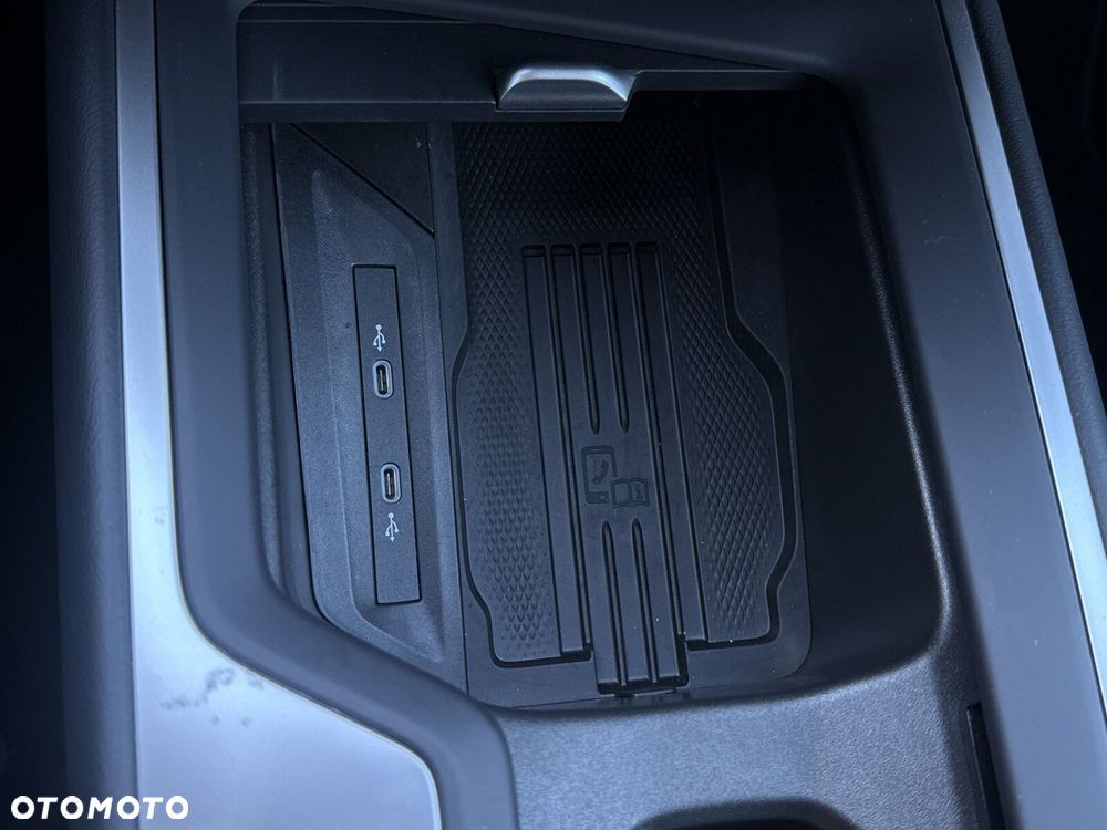 Volkswagen Passat Variant 1.5 TSI ACT mHEV Business DSG - 25