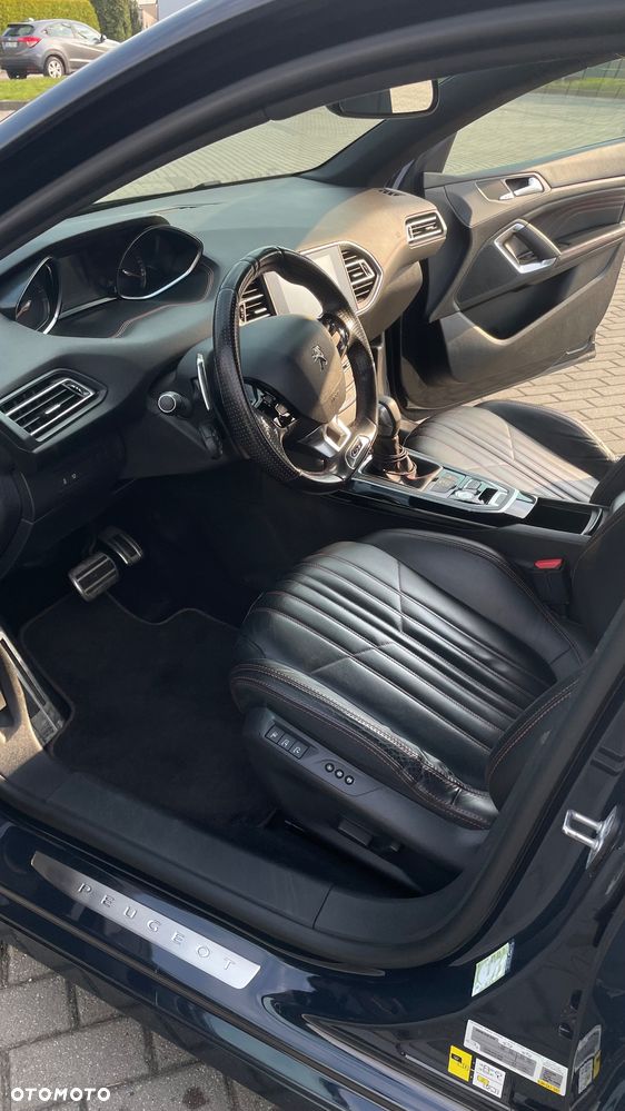 Peugeot 308 - 14