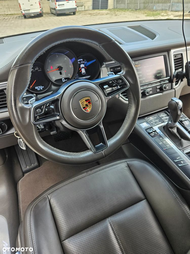 Porsche Macan - 9