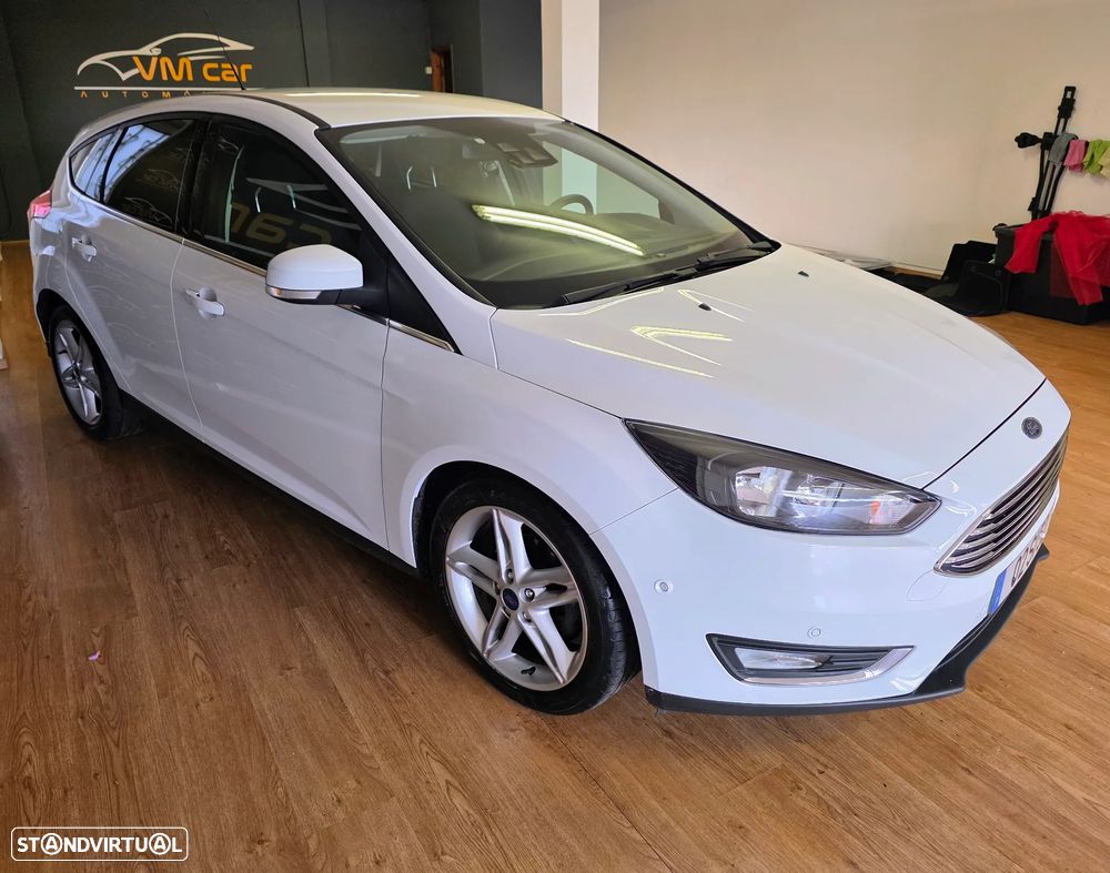 Ford Focus 1.0 SCTi Titanium - 13
