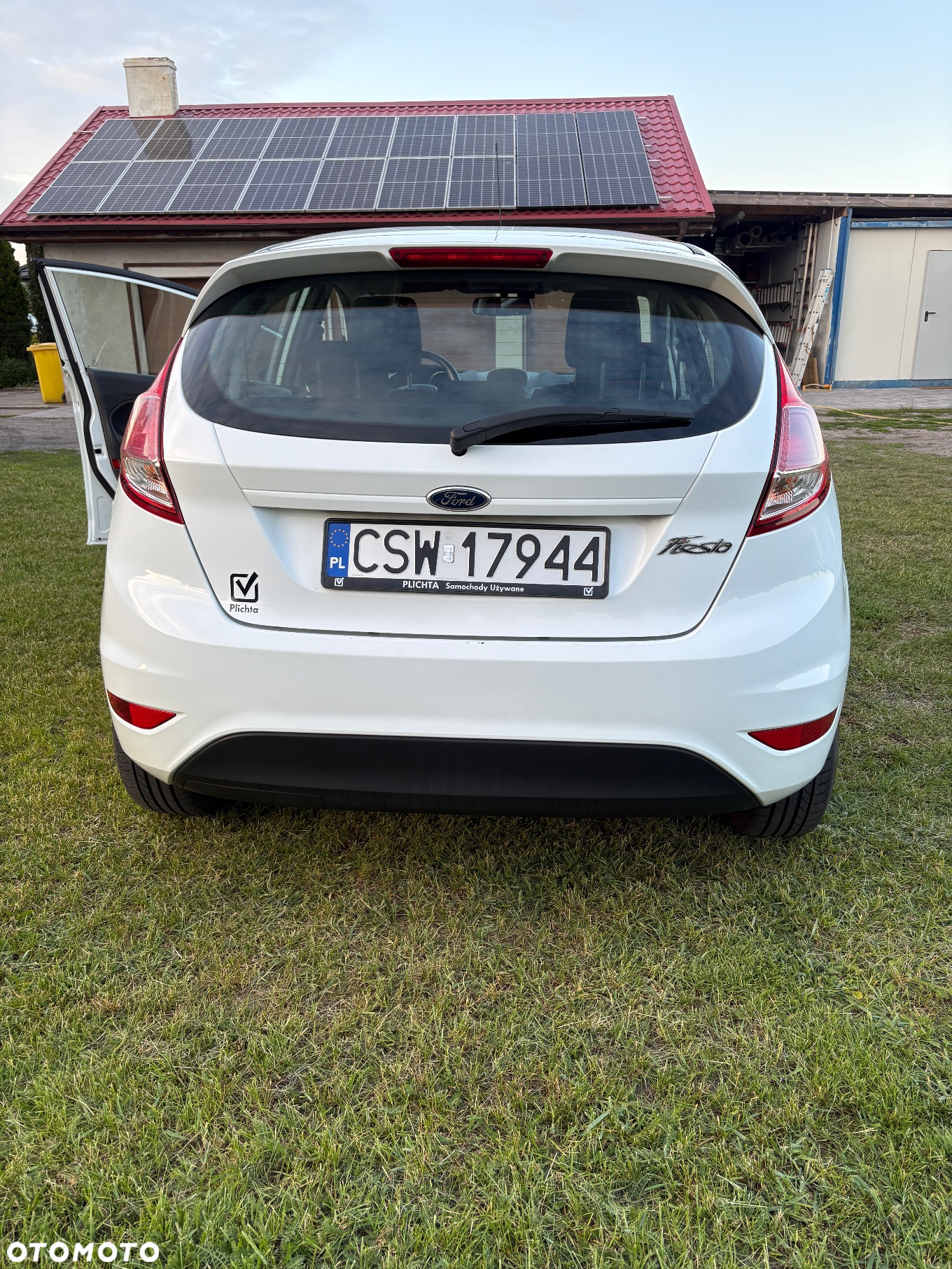Ford Fiesta 1.5 TDCi Ambiente - 4