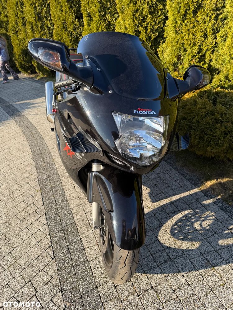 Honda CBR - 11