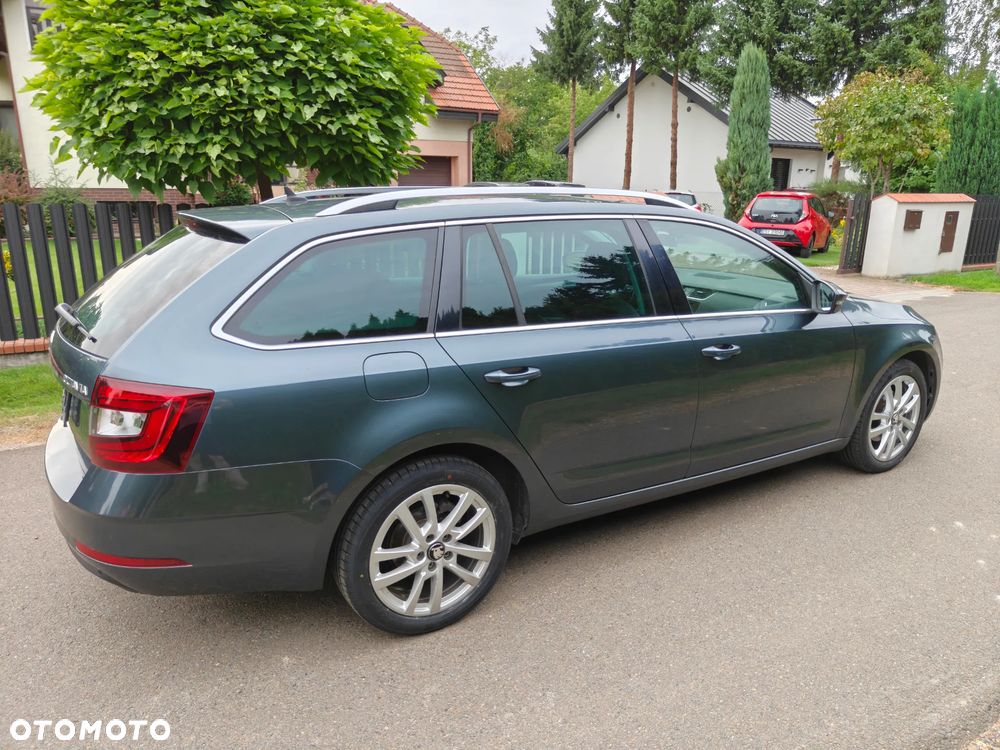 Skoda Octavia 2.0 TDI DSG Premium Edition - 12