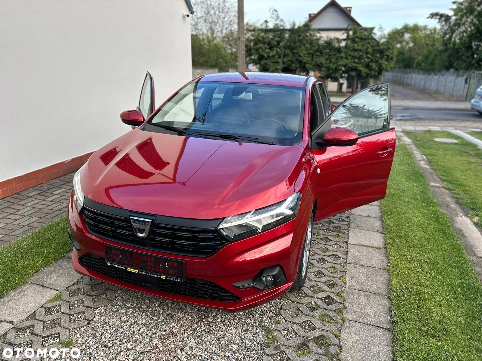 Dacia Sandero TCe 100 Comfort - 1