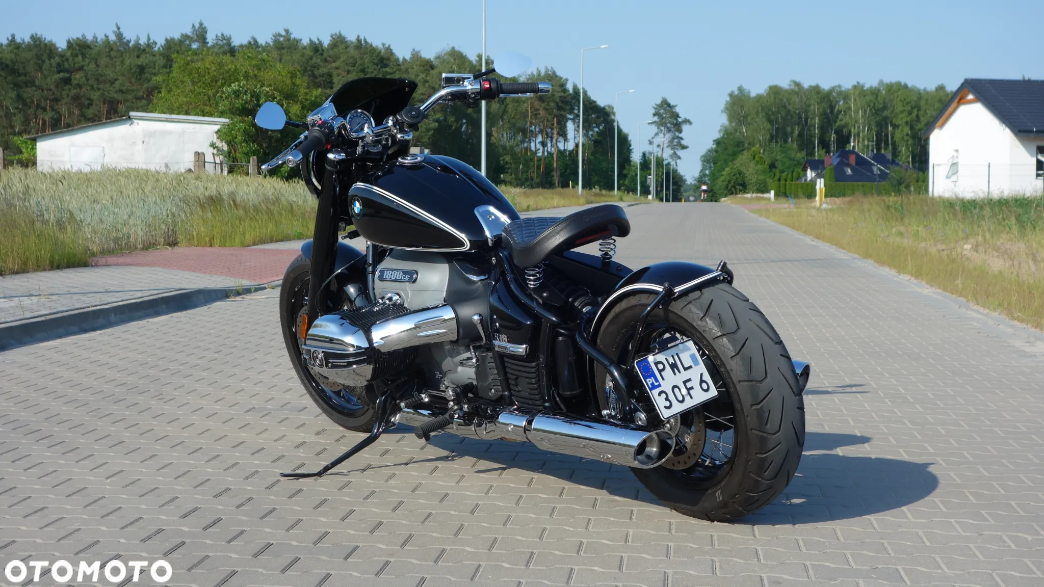 BMW R - 12