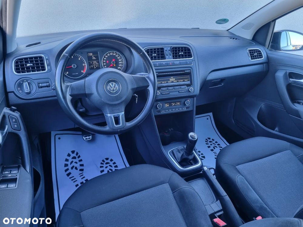 Volkswagen Polo - 6