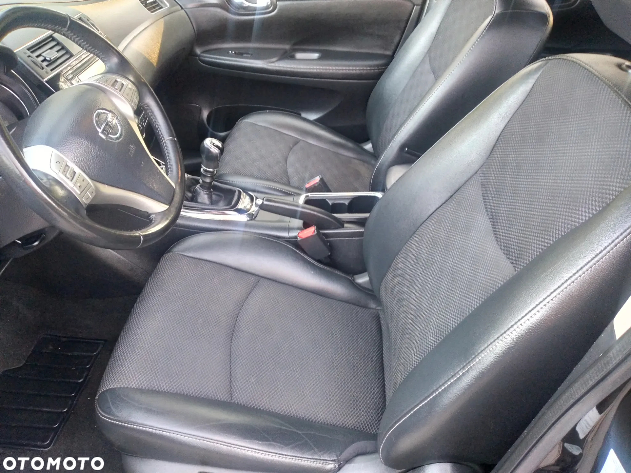 Nissan Pulsar 1.2 DIG-T Tekna - 13