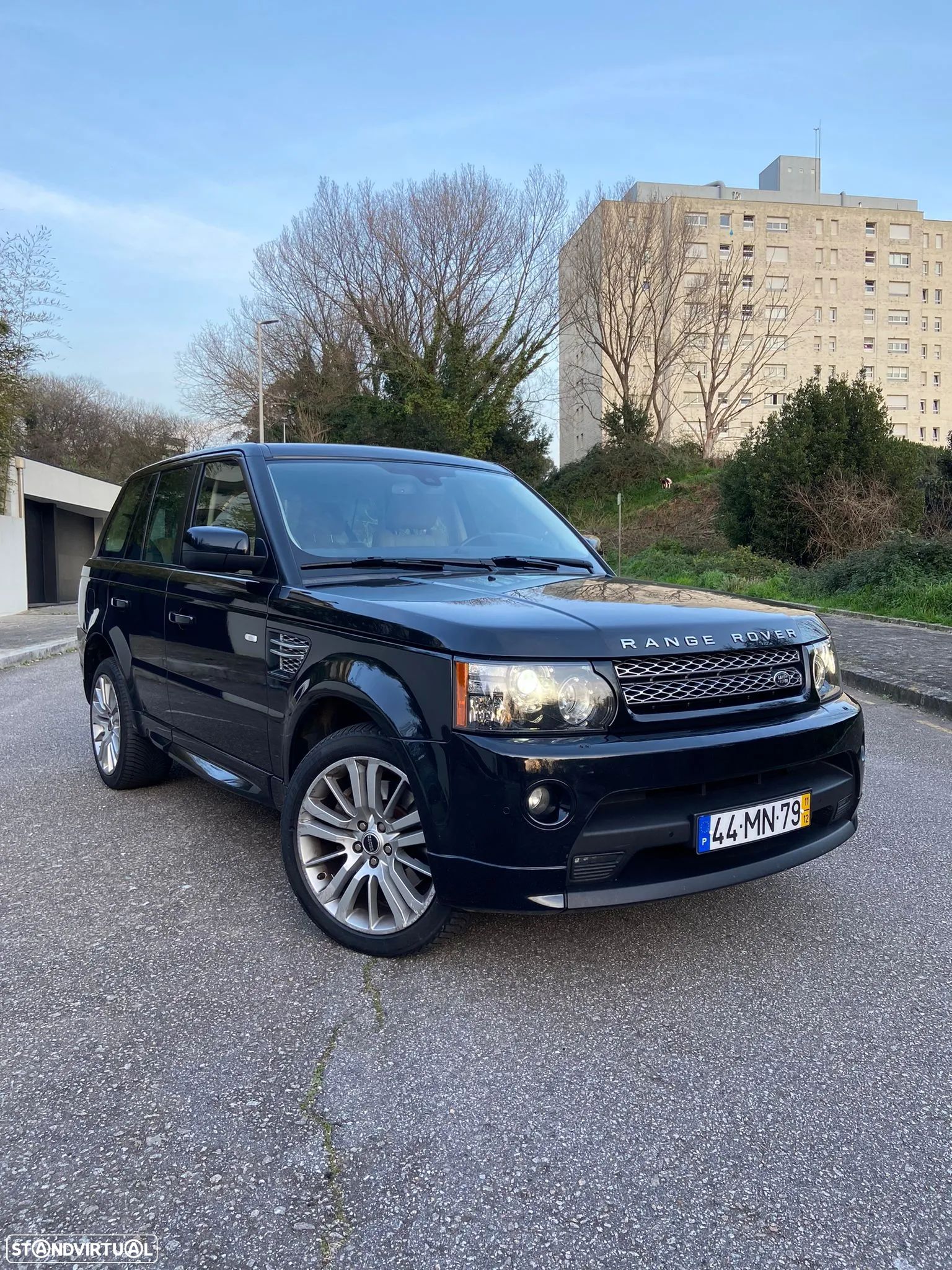 Land Rover Range Rover Sport - 1