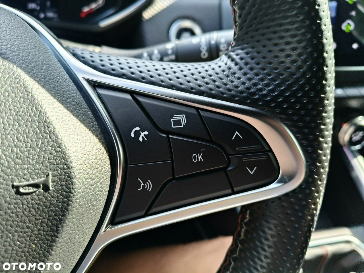 Renault Clio - 25