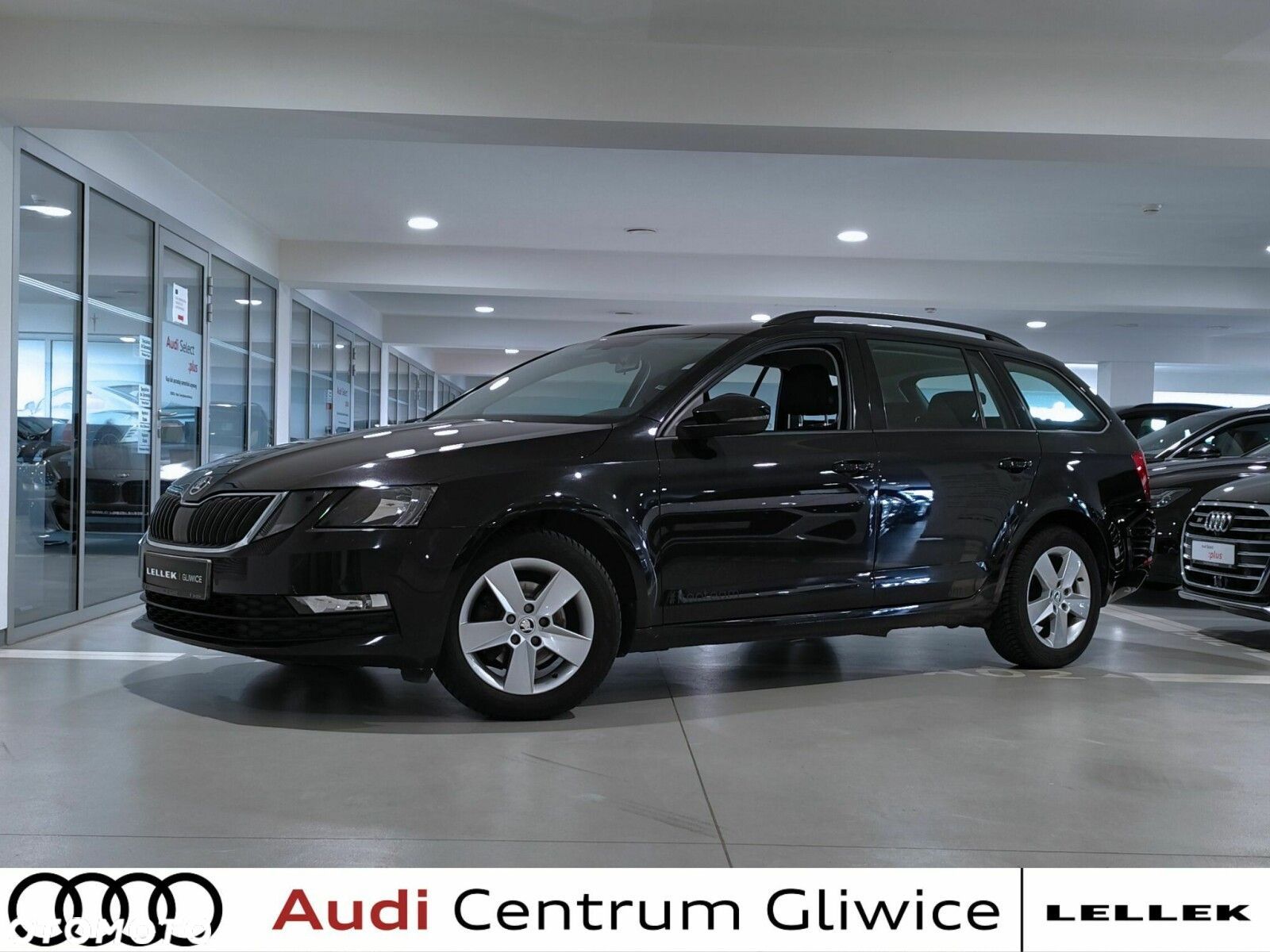 Skoda Octavia - 1