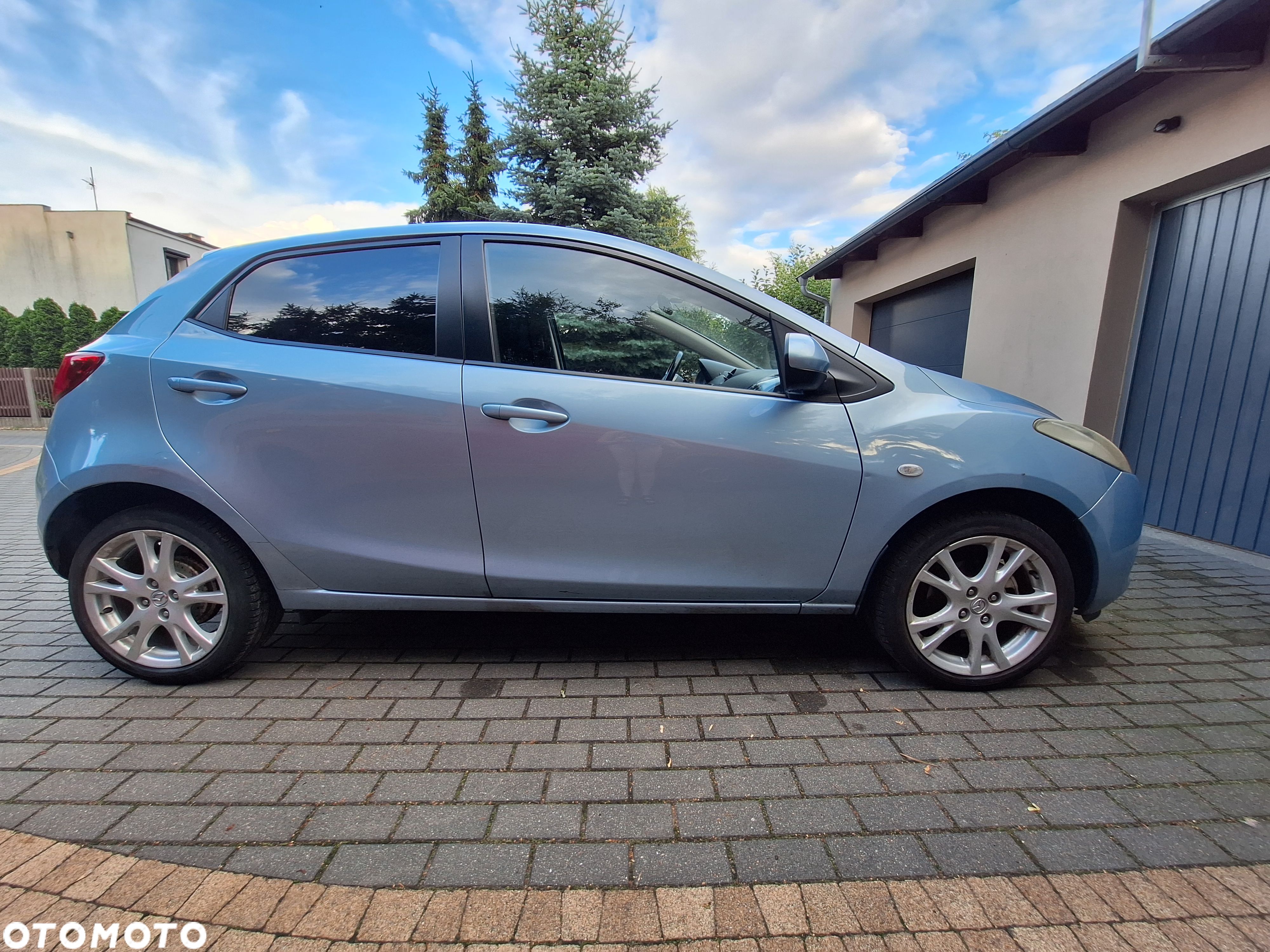 Mazda 2 - 1