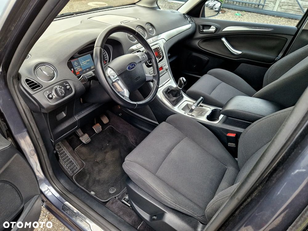 Ford S-Max 2.0 FF Titanium - 13