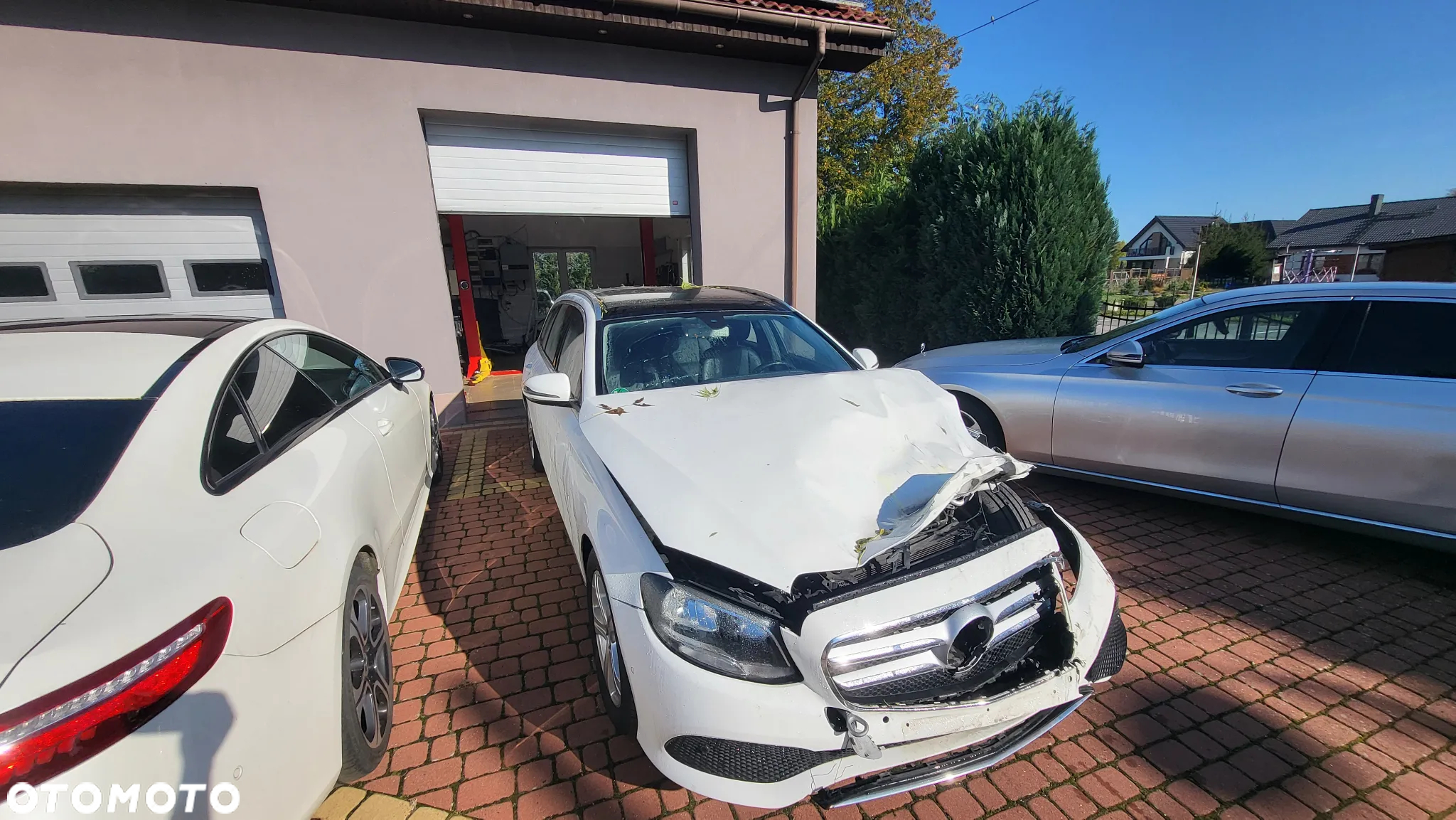 Mercedes-Benz Klasa E 220 d 4Matic T 9G-TRONIC - 11