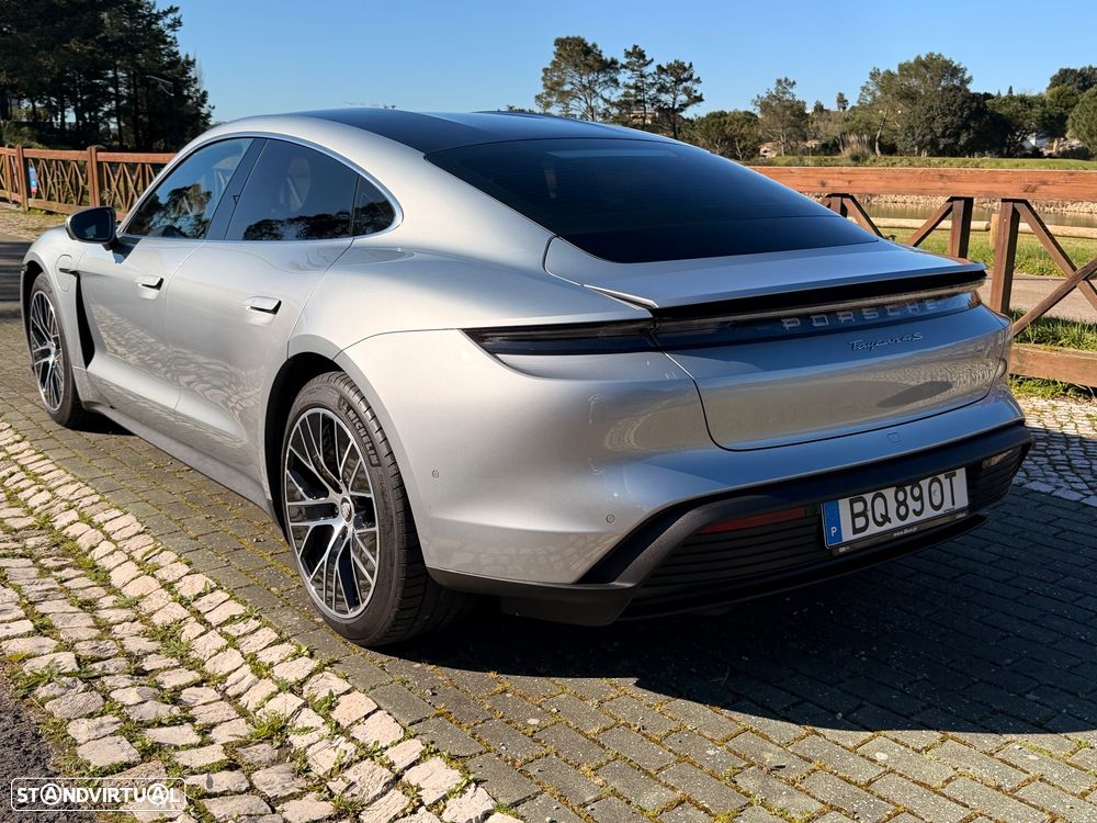 Porsche Taycan 4S - 6