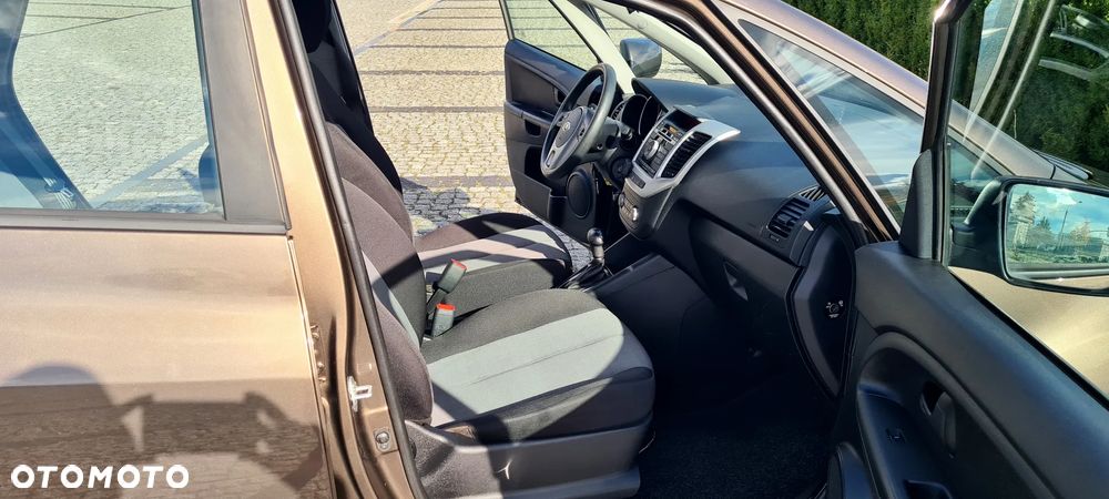 Kia Venga 1.6 CVVT Automatik Titanium Collection - 24