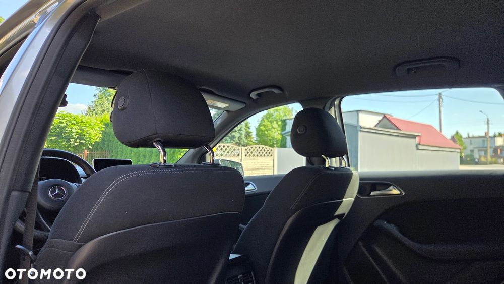 Mercedes-Benz Klasa B 180 (BlueEFFICIENCY) 7G-DCT - 18