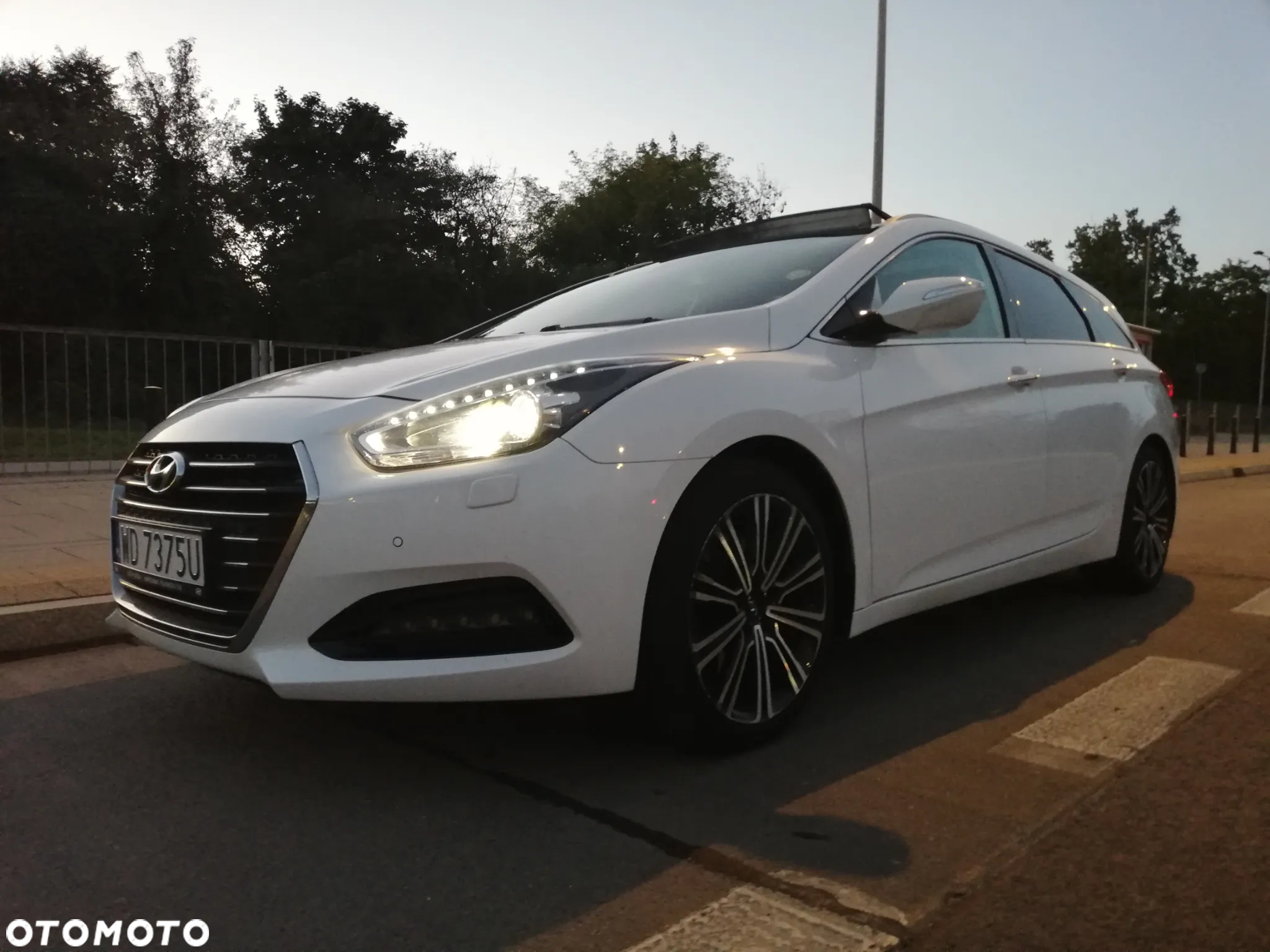 Hyundai i40 Kombi 1.7 CRDi Premium - 2