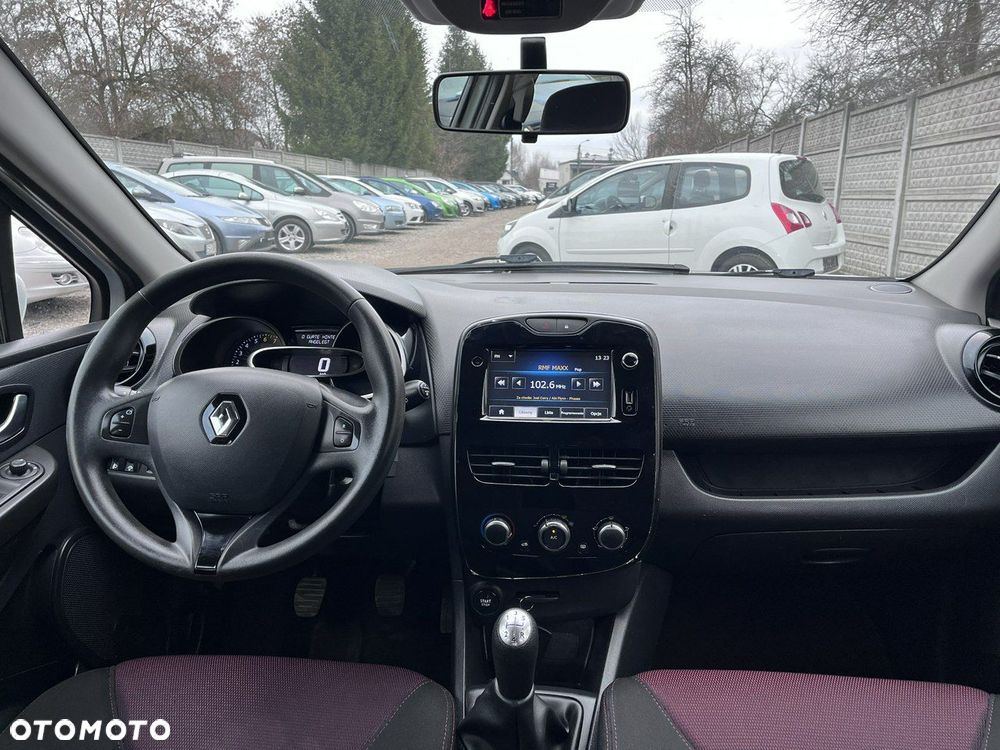 Renault Clio 1.2 16V Alize - 12