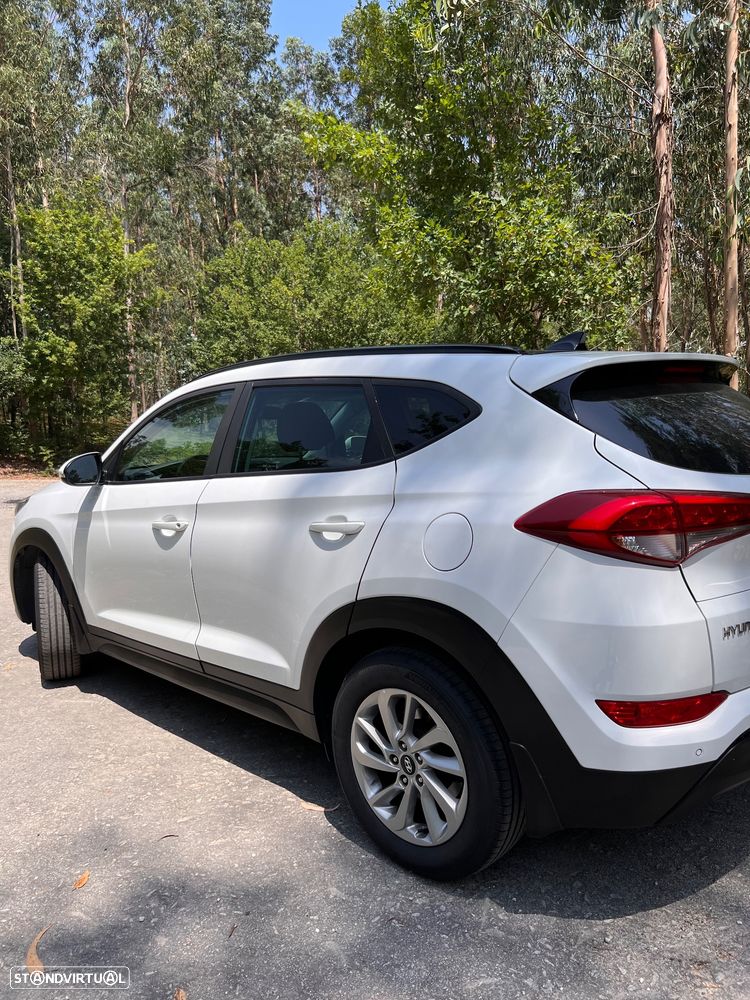 Hyundai Tucson 1.7 CRDi Creative - 8