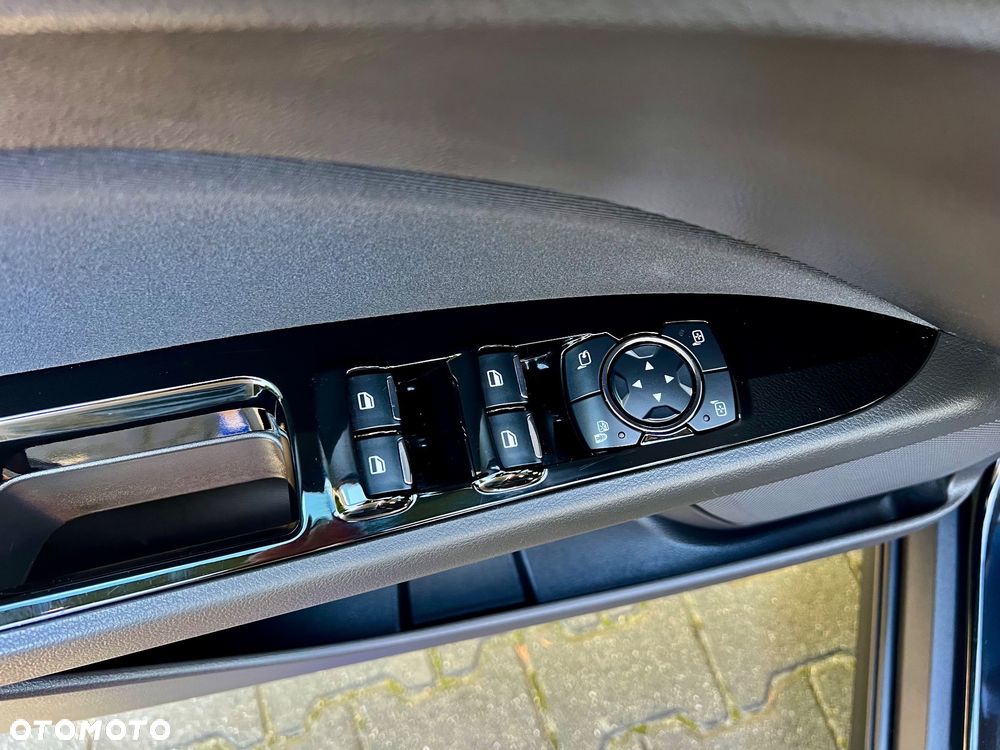 Ford Mondeo - 21