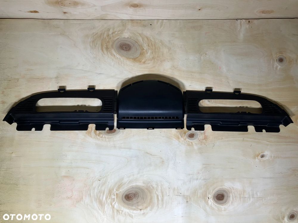 OSŁONY TYLNE BMW E36 CABRIO CZARNE OPARCIA KANAPY ZAGŁOWKÓW 8163324 8163325 8163326 OSŁONA MASKOWNICA ZAŚLEPKA PASA BEZPIECZEŃSTWA