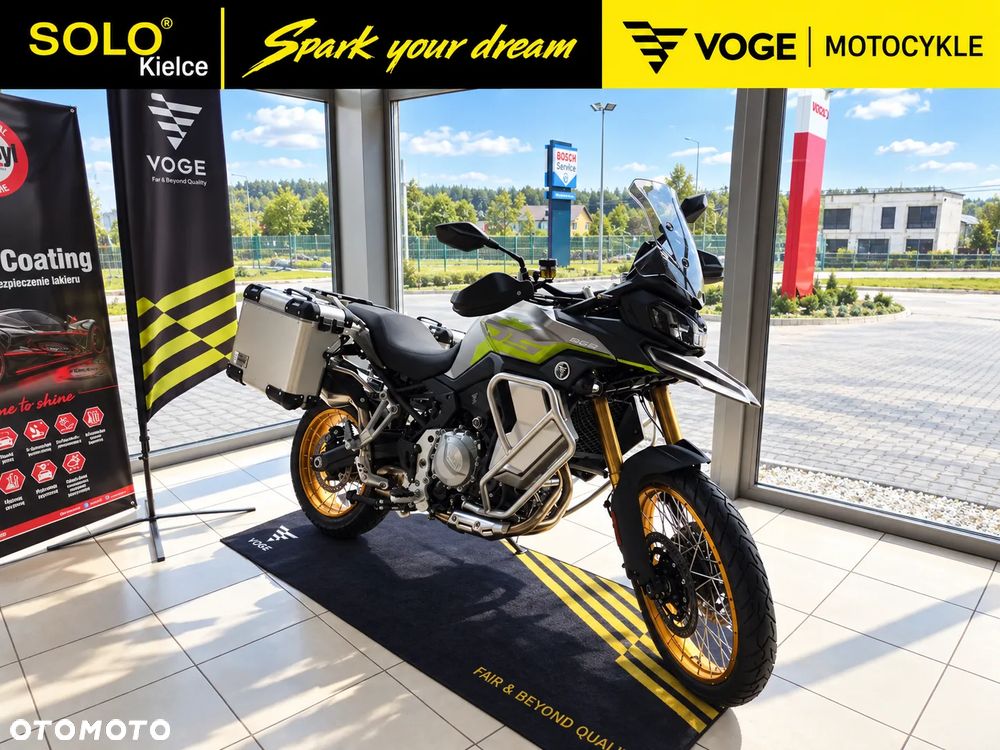 Voge 900DSX