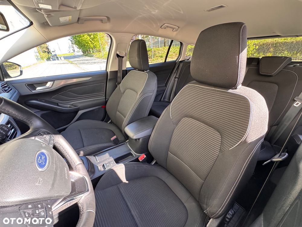 Ford Focus 1.0 EcoBoost Titanium Style - 17