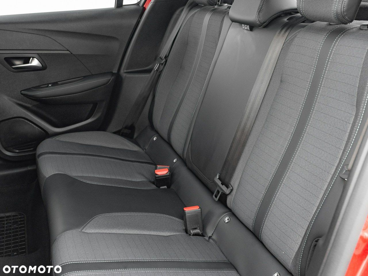 Peugeot 208 1.2 PureTech Allure S&S EAT8 - 27
