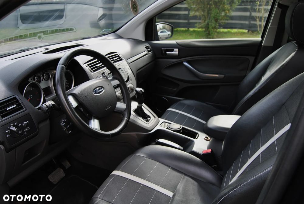 Ford Kuga 2.0 TDCi 4x4 Titanium - 5