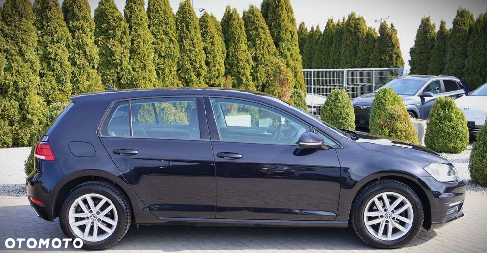 Volkswagen Golf - 9