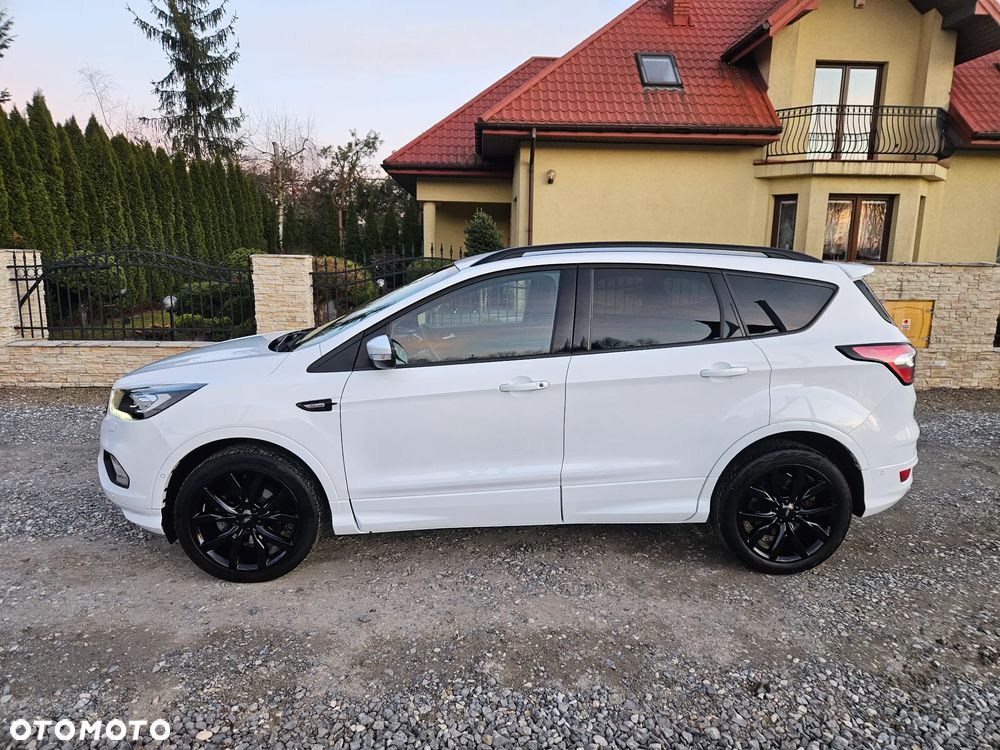 Ford Kuga - 4