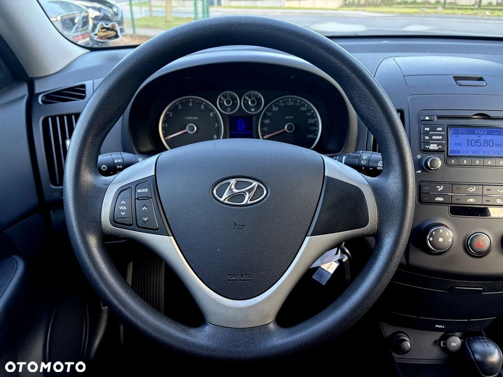 Hyundai i30 1.6 Classic - 17