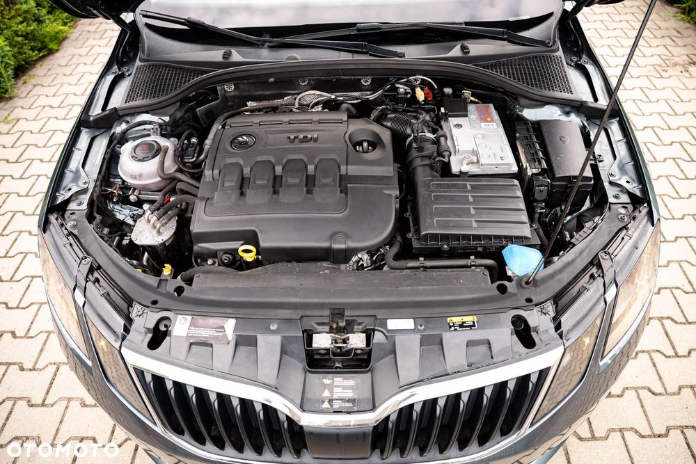 Skoda Octavia 2.0 TDI Clever DSG - 27