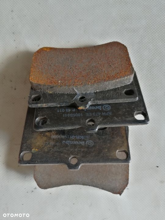 KLOCKI HAMULCOWE BREMBO MAZDA: 323, MX-3 TYŁ - 1
