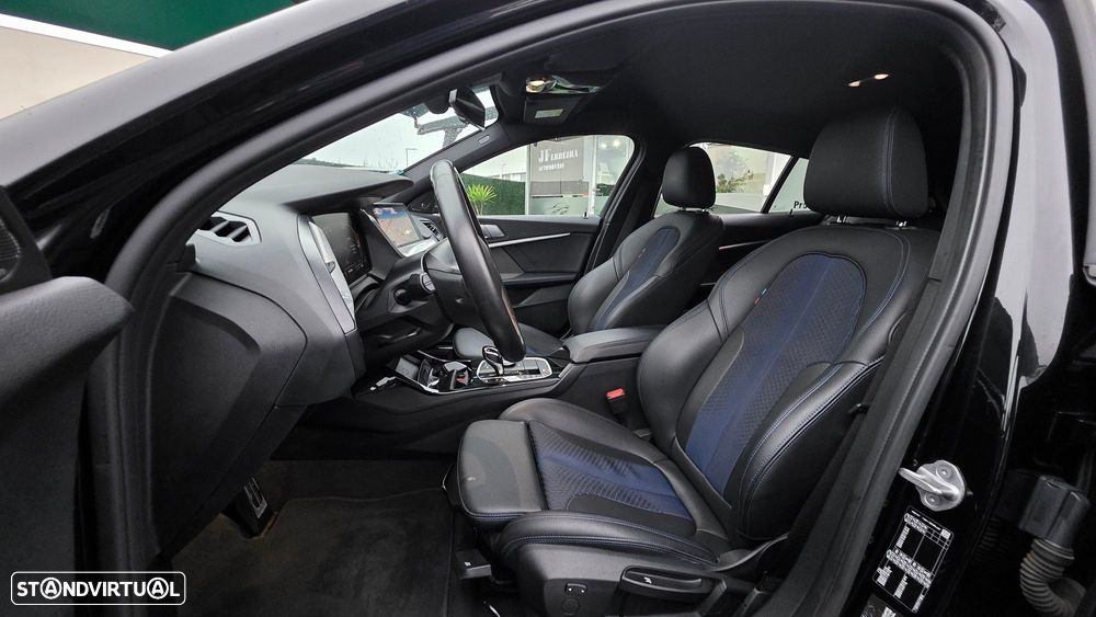 BMW 116 d Pack Desportivo M Auto - 11