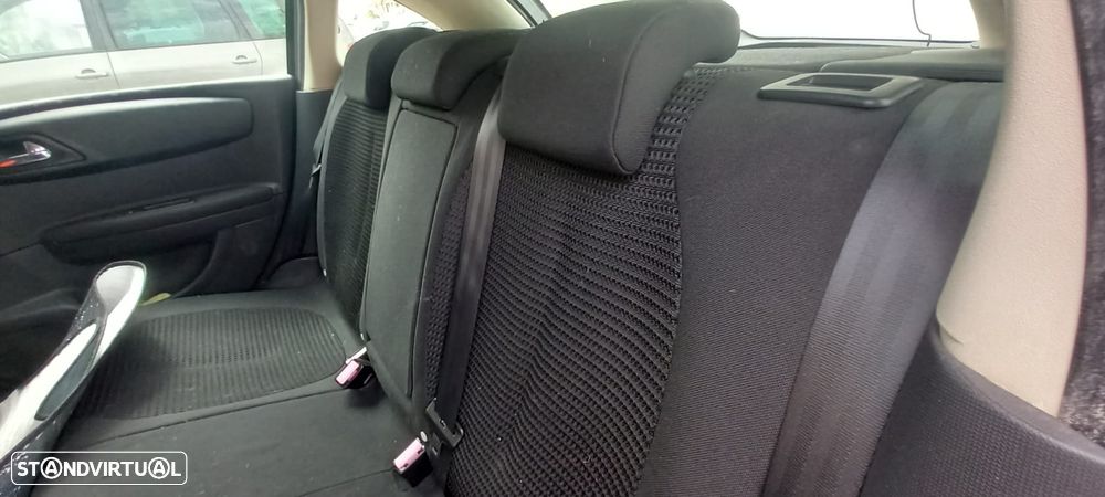 Citroën C4 1.4 16V SX - 10