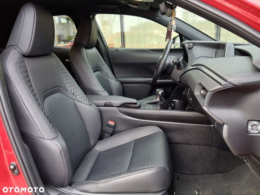 Lexus UX 200 GPF F Impression 2WD - 26