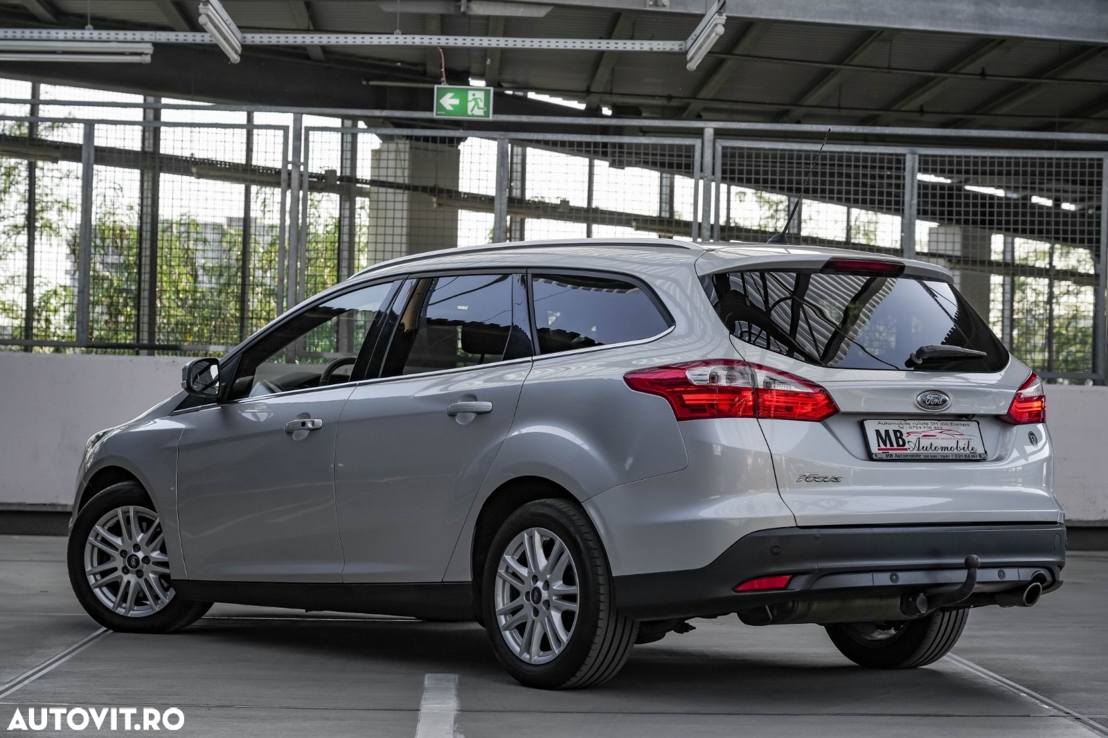 Ford Focus Turnier 2.0 TDCi DPF Aut. Titanium - 5