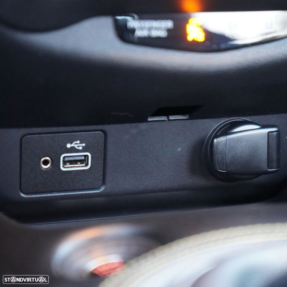 Nissan Juke 1.0 DIG-T Kiiro - 30