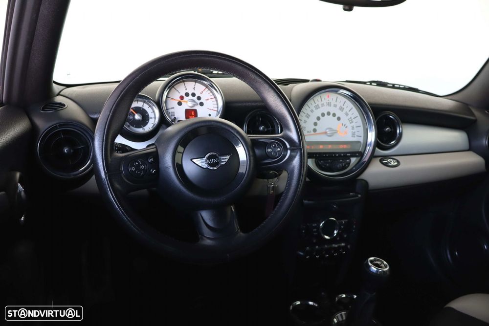 MINI Cabrio Cooper D - 18