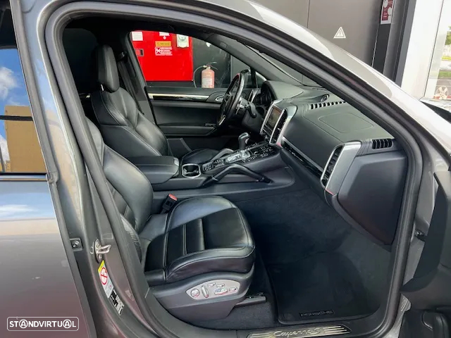 Porsche Cayenne S E-Hybrid - 20