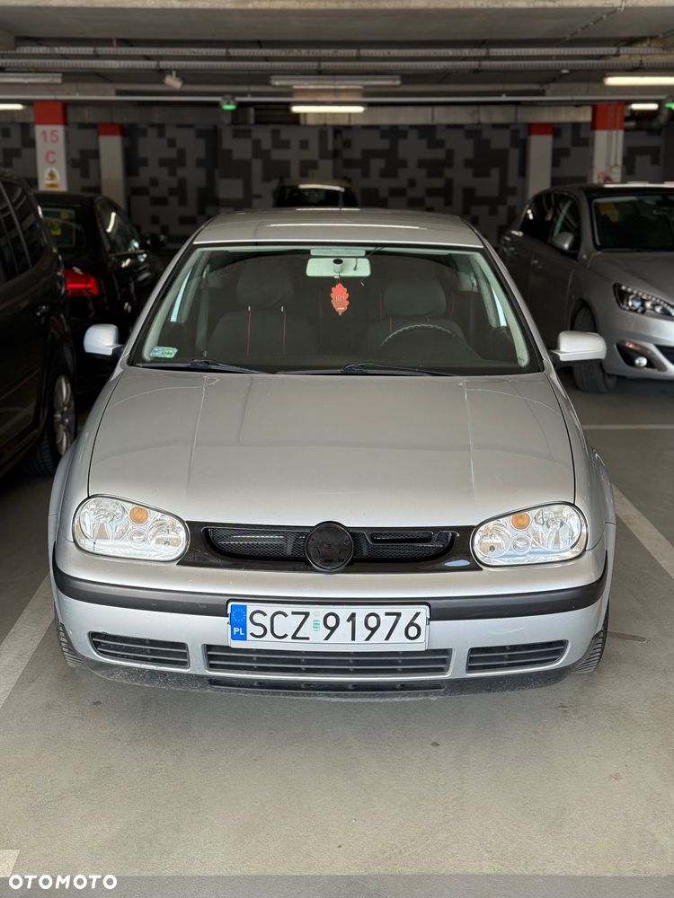 Toyota Avensis 1.8 Sol - 4