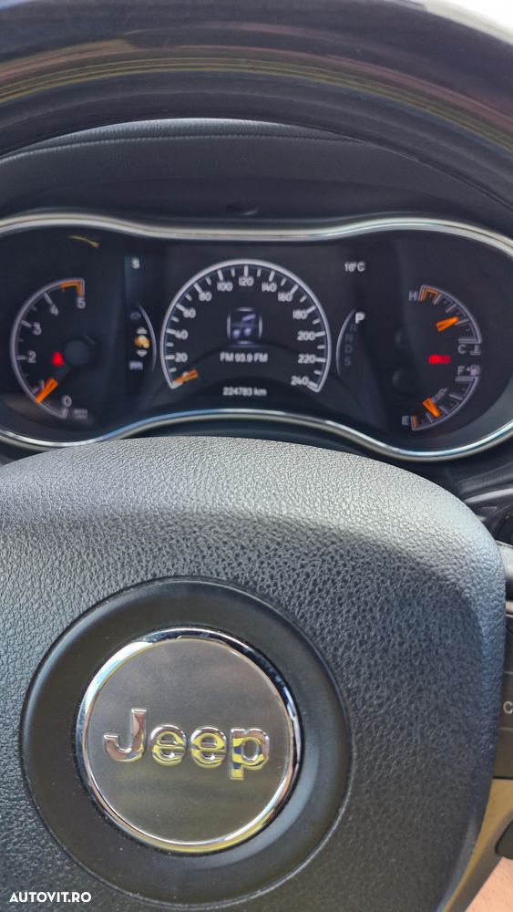 Jeep Grand Cherokee - 7