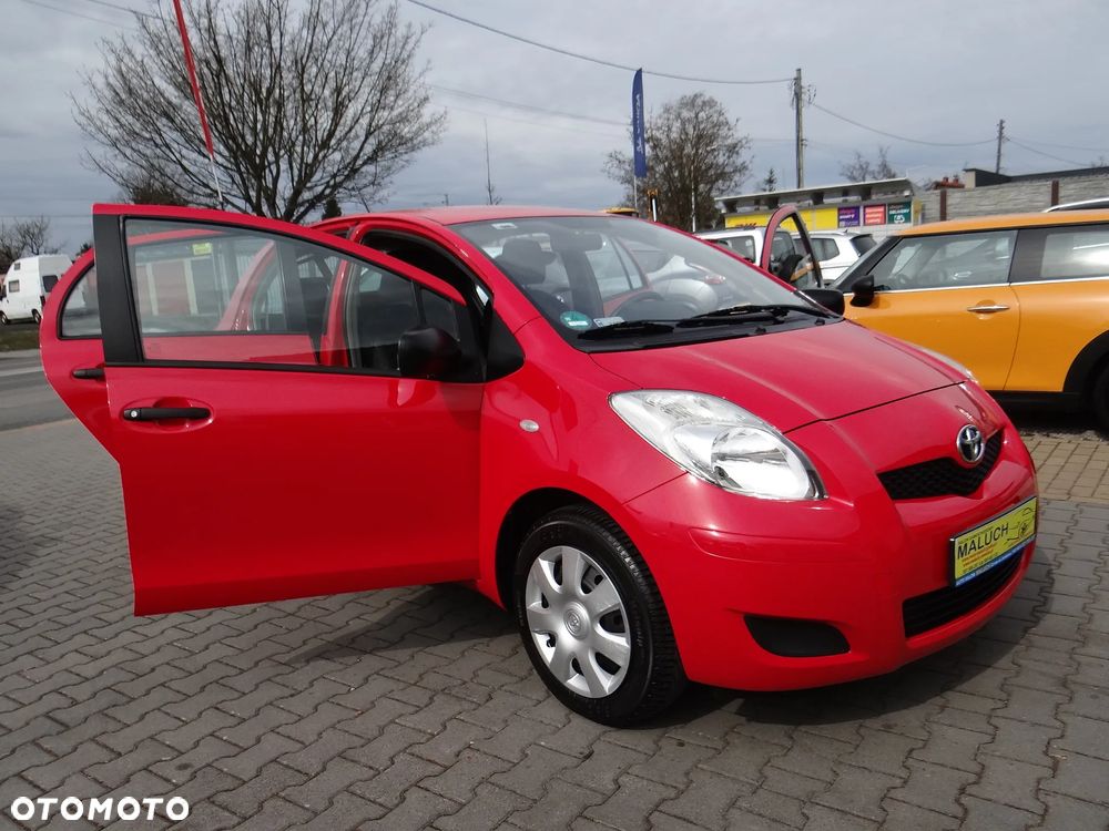 Toyota Yaris 1.0 Terra EU5 - 14