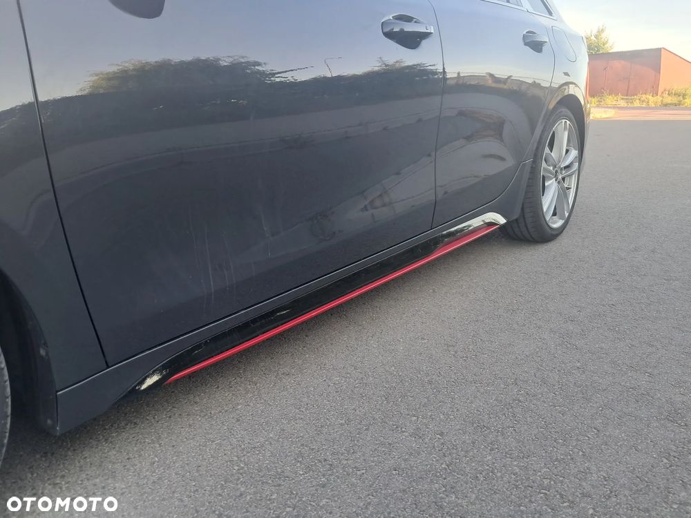 Kia ProCeed 1.6 T-GDI DCT7 OPF GT - 17