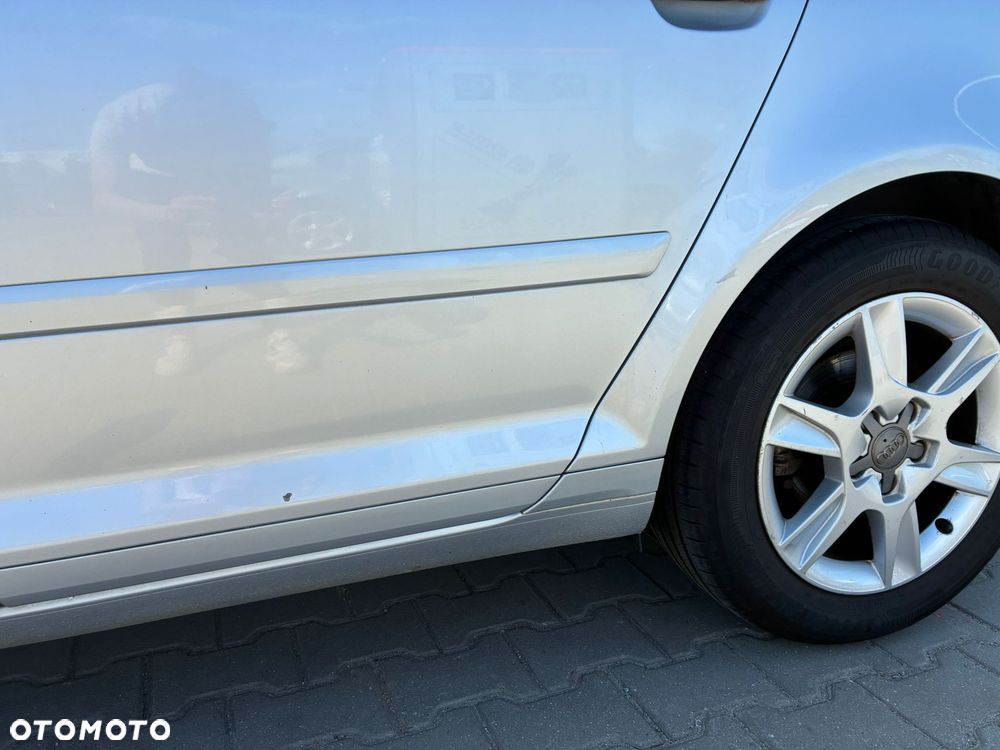 Audi A3 Sportback 2.0 TDI DPF Ambiente - 11