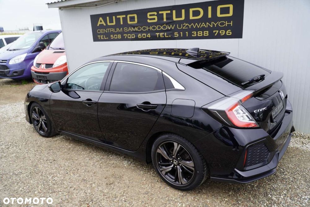 Honda Civic 1.0 i-VTEC Turbo Comfort Sport Line - 4