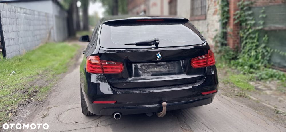 BMW Seria 3 320d - 5