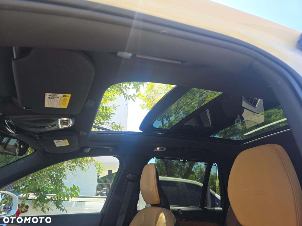 Volvo XC 90 - 15