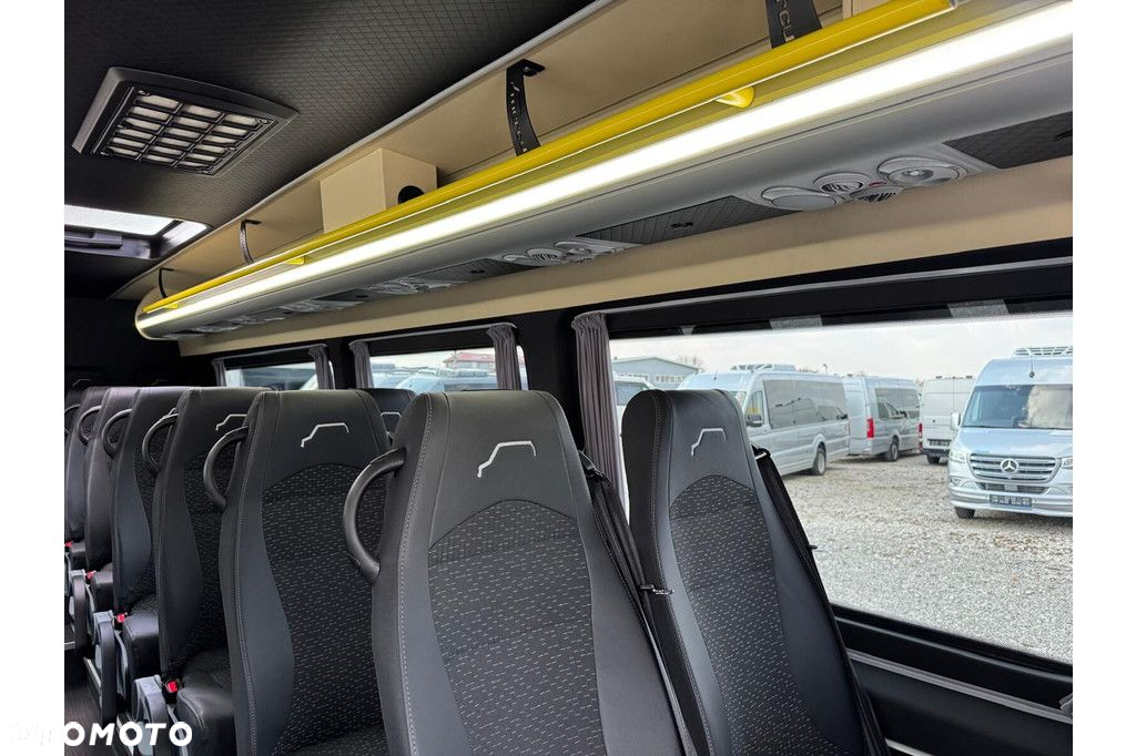 Mercedes-Benz Sprinter 519 - 18